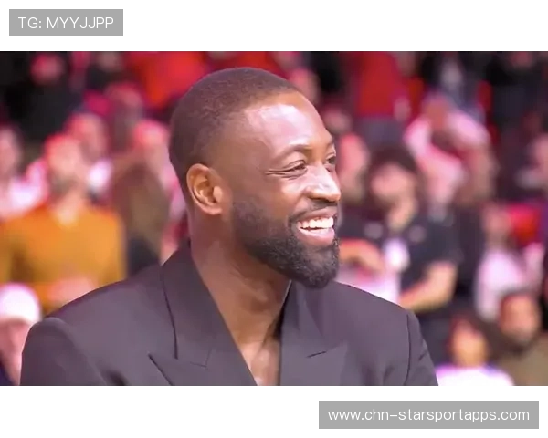 韦德被抓拍带队员深夜聚餐：热火球迷狂喜