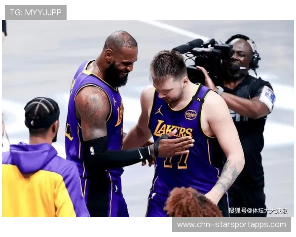 一夜2签1裁！湖人伤情更新遭遇误判争议，勇士陷小麻烦，湖人受伤