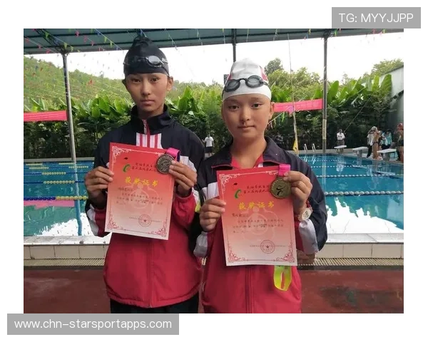 游泳赛场“闪电突破”刷新赛季最好成绩